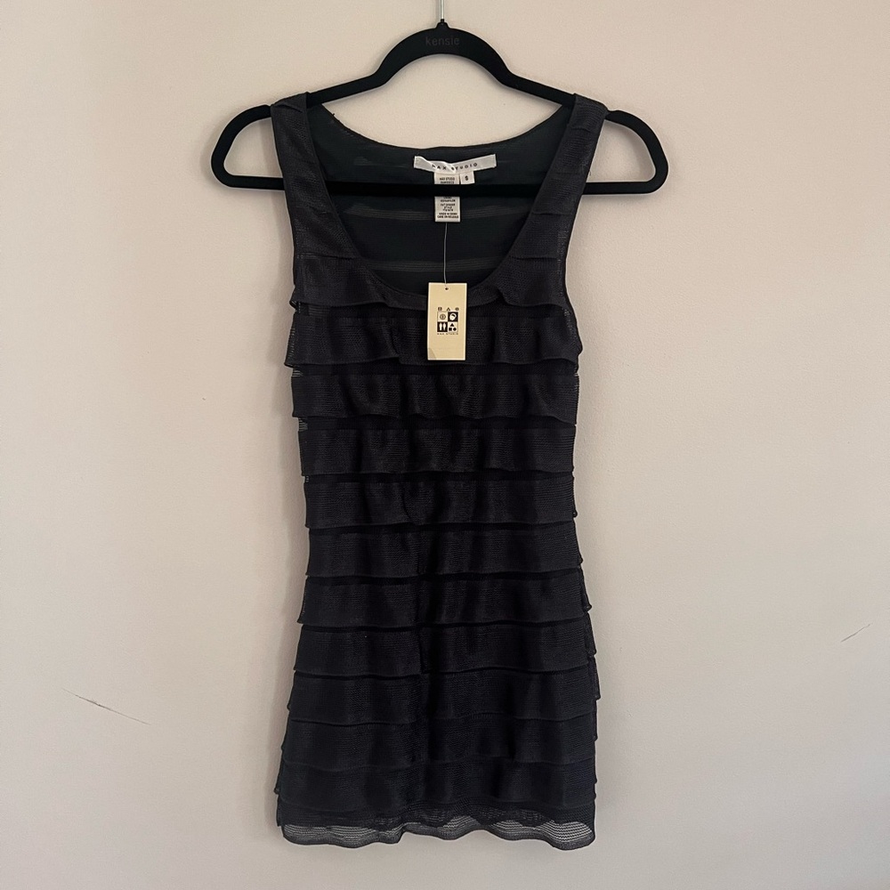 Mini Max Studio Black Layered Dress